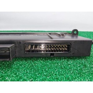 ECU และโมดูลคอมพิวเตอร์มือสองสำหรับรถยนต์ซีรีส์ 5 รุ่น 6135924439601 - Product Image 6