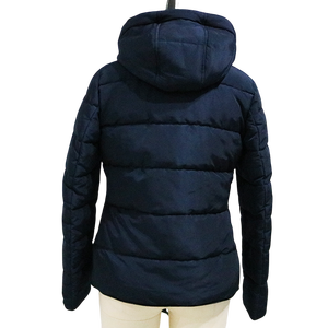 Vestes matelassées personnalisées en gros avec logo, nouvelle collection hiver, vestes matelassées à manches longues pour femmes en vente, qualité supérieure, coupe-vent - Product Image 2