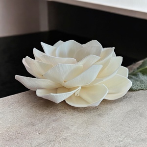 FLORES GRANDES DE MADERA SOLA, Flor de Rosa Inglesa Hecha a Mano, Sostenible, 15-16 CM, Diseño Mixto - Product Image 4