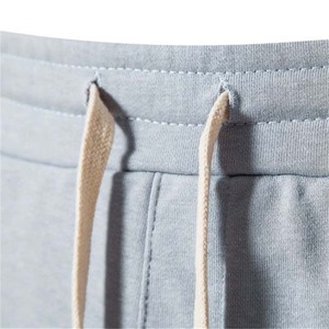 Shorts Bermuda en Coton Gris Tricoté pour Homme, Taille Mi-Haute avec Cordon de Serrage, Style Décontracté avec Poches - Product Image 5