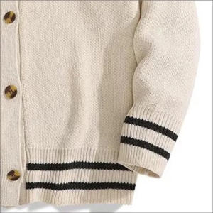 Tiki Taka Sports Breathable Knitted V-neck Lace Men's <b>Cardigan</b> <b>Sweater</b> Customized Winter Wool/Nylon Anti-Wrinkle Patchwork - Product Image 5