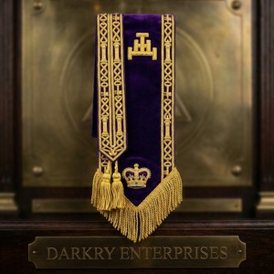 Banda Masónica Morada con Bordado de Hilo Metálico Personalizado, Corona Triple Tau del Arco Real, Hilo Dorado, Regalia Hecha a Mano, Borla con Flecos - Product Image 1