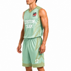 Ensemble de maillots de basket-ball personnalisés, uniforme de basket-ball moderne pour les joueurs actifs, ensemble de noms et numéros personnalisés pour les sports d'équipe - Product Image 3