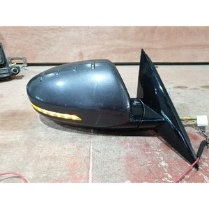 Cadenza 2009-2016 RIGHT Right Side <b>Door</b> <b>Mirror</b> Used OEM 876203R811 - Product Image 1