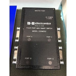 Selector Mux AMAT 0500-01097 con 4 Puertos RS-232 - Equipo y Piezas de Semiconductores de Confianza de Marca Global - Product Image 1