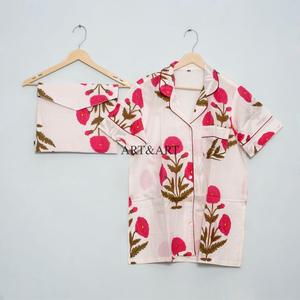 ชุดนอนผ้าฝ้ายหรูหราสำหรับผู้หญิง สไตล์โรแมนติก ใส่ได้ทุกฤดูใบไม้ผลิ ฤดูร้อน ฤดูใบไม้ร่วง ระบายอากาศได้ดี แห้งเร็ว เบาสบาย คอวี แขนสั้น เอวสูง - Product Image 6