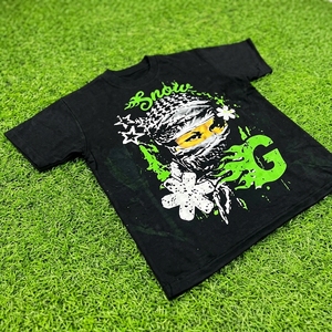 Camiseta de algodón transpirable de manga corta negra para hombre Snow G, cuello redondo, corte holgado, estilo urbano. - Product Image 3
