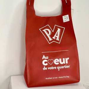 Vietnam Silk Screen Printing Custom Heat Seal Bag <b>Plastic</b> <b>Packaging</b> Non Woven T shirt Bag D Cut Bag Gift bag - Product Image 5