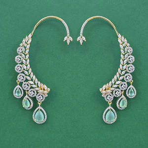 Compre Pendientes de Circonita Cúbica para Mujer de Kanhai Jewels, Hechos a Mano, Calidad de Exportación, con Baño de Dos Tonos - Product Image 5