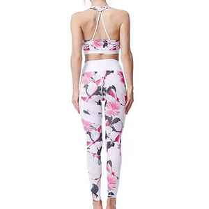 Ensemble de yoga pour femme, nouveau design, logo personnalisé, séchage rapide, respirant, taille élastique, réversible, couleur unie, impression par sublimation, vente en gros - Product Image 5