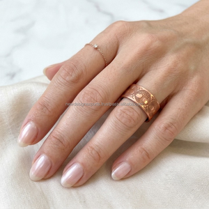 Anillo de Cobre Árbol de la Vida con Banda Ajustable, Joyería de Inspiración Celteca y Natural - Product Image 6