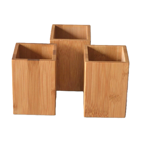 Portalápices de Madera Sostenible de Diseño Único para Oficina en Casa, Estilo Lujoso, Artesanía Natural - Product Image 3