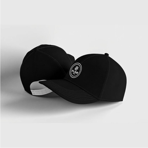 หมวกเบสบอลสีดำพรีเมียม – หมวกแบบ Snapback ปรับขนาดได้ พร้อมโลโก้ปักทรงกลม |   หมวกกีฬาและสตรีทแวร์แบบกำหนดเอง - Product Image 5