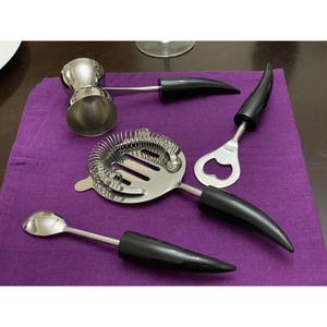 ชุดเครื่องมือบาร์สไตล์ดีไซน์เนอร์ฮอร์น สำหรับมิกโซโลยีและการทำค็อกเทล ตกแต่งโชว์ได้ เหมาะสำหรับคลับและเลานจ์ จากอินเดีย - Product Image 4