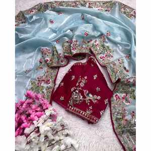 Sari de seda con bordado de hilo de lentejuelas de aspecto lujoso y blusa sin coser color cielo - Product Image 1