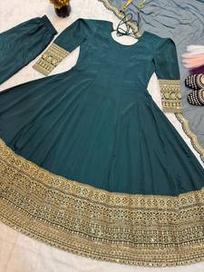 Ensemble de costume Anarkali vert sarcelle avec dupatta pour femme |   Ensemble Kurti et pantalon de créateur brodé or lourd |   Tenue de fête de mariage ethnique - Product Image 6