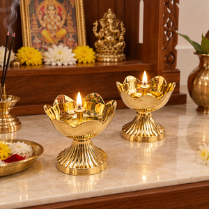 Brass Diya <b>Oil</b> <b>Lamp</b> Stand Decorative Diwali Home Temple Decor Festival Lighting Durable Elegant Flower Shape Traditional Puja - Product Image 2