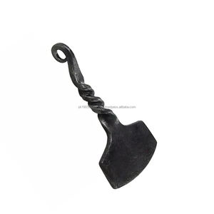 Amulette forgée à la main forgeron Viking hache Thor marteau Mjollnir pendentif bijoux fer tourbillon pendentif collier païen - Product Image 2