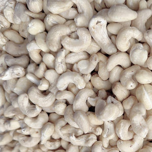Noix de cajou en gros, noix de cajou biologiques W180 en gros, noix de cajou Santigo du Vietnam à prix avantageux, emballage OEM ODM - Product Image 1