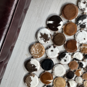 Alfombras de Cuero Vacuno con Patrón Geométrico Ovalado, Alfombra de Cuero Vacuno Natural Hecha a Mano, Decoración para Sala de Estar, Venta al Por Mayor, OEM, Personalizada - Product Image 4