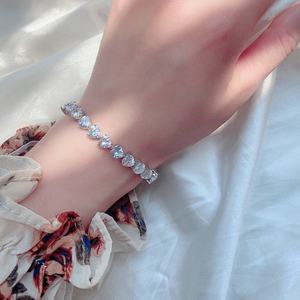 Pulsera de Plata de Ley 925 con Baño de Rodio y Moissanita VVS de Corte Brillante, Estilo Hiphop, de Pear Jewelex, Aspecto de Lujo, para Novias y Bodas - Product Image 1