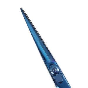 กรรไกรตัดผมสแตนเลสแบบมืออาชีพ สำหรับคนถนัดขวา น้ำหนักเบา ดีไซน์ปลอดภัย สำหรับผมยาว/กลาง/สั้น - Product Image 2