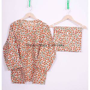 Conjunto de Pijama de Lujo Hecho a Mano 100% Algodón con Estampado Floral para Mujer, Manga Tres Cuartos, Cuello Redondo, Largo Completo, Cintura Elástica, Suave - Product Image 2