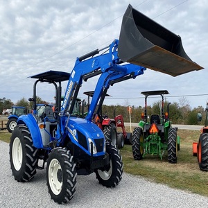 Tractor robusto para trabajo en campo, modelo New Hollandds 4WD usado, disponible ahora, diseñado para tareas agrícolas profundas, larga vida útil. - Product Image 5