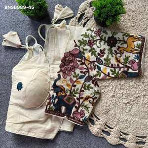 Colección de Blusas Elegantes de Diseño en Algodón Khadi con Bordado, Listas para Usar, Moda Femenina, Exportador - Product Image 5