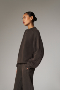 Sudadera Oversize de Cuello Redondo para Mujer, Manga Larga, Color Sólido, Tejido de Algodón, para Otoño - Product Image 6