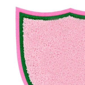Patch thermocollant professionnel en forme de bouclier rose, sur mesure, avec bordure verte, en feutre non tissé, pour la création artisanale - Product Image 5