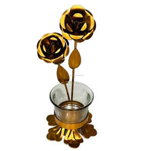 Porte-bougie chauffe-plat en métal doré fleur rose avec bougeoir votif en verre fini or métallique - Product Image 1