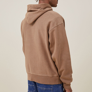 Sweat à capuche pour homme en molleton bouclette, coupe oversize à épaules tombantes, avec impression en relief personnalisée - Product Image 3