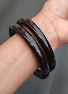 Bracelet jonc classique en résine acrylique MN Exports, noir avec rayures blanches, unisexe, bijou de mode, cadeau islamique - Product Image 2