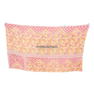 Proveedor de mantas y colchas Kantha, lote al por mayor de colchas Kantha hechas a mano, mantas reversibles indias cosidas a mano, mantas pesadas de sari antiguo. - Product Image 2