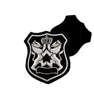 Insignias Bordadas a Mano de Lujo, Lavables, al por Mayor, de Alta Calidad, con el Mejor Diseño, Personalizadas, Ecológicas y Libres de Níquel - Product Image 3