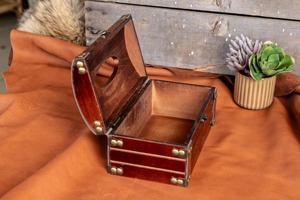 <b>Rustic</b> Vintage Tissue Box Cover Suitable For Traditional Home Interiors And Decor Enhancement Handcrafted From India - Product Image 2
