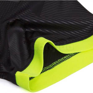 Uniforme de Fútbol Personalizado, Estilo Moderno, Costuras Resistentes, Opciones de Color, Ideal para Partidos de Liga y Entrenamiento al Aire Libre - Product Image 6