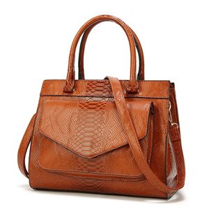 Sacs fourre-tout portables en cuir véritable pour femmes, durables et tendance, avec fermeture éclair, en polyester respirant et écologique - Product Image 2