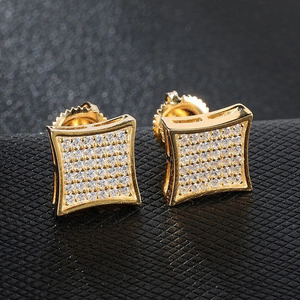 Boucles d'oreilles clous géométriques carrées en moissanite taille ronde, plaqué or jaune 14 carats, bijoux hip-hop pour hommes, clarté VVS, effet diamant - Product Image 2