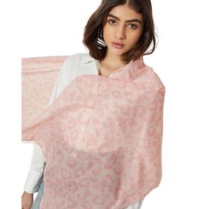 Écharpe carrée en mousseline de soie à imprimé léopard rose pour femme, légère, à porter au quotidien, accessoire de mode toutes saisons - Product Image 1