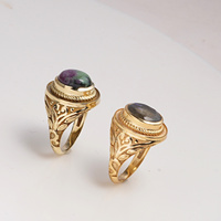 Anillo de Cabujón de Zoisita Rubí Natural, Chapado en Oro de 18K, Estilo Vintage, Joyería Hecha a Mano, Certificado por Terceros, MOKU JEWELLERY, Único