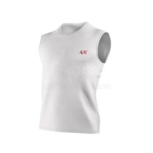 Uniforme Deportivo Elegante para Mujer, Tela de Textura Suave, Ideal para Uso en Equipo - Product Image 3
