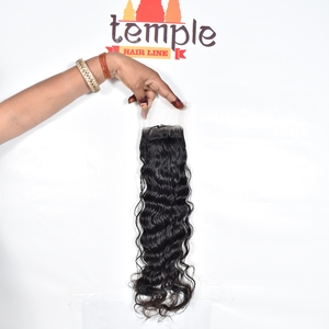 Closure en cheveux humains indiens Remy 4x4, ondulations profondes, noir naturel, boucles ondulées, partie en dentelle finie à la main, application facile, non traités - Product Image 4