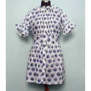 Blusa Casual con Estampado Floral Vintage para Mujer, Ajuste Perfecto, Cómoda, para Verano e Invierno, Mangas Cortas con Botones, 100% Algodón - Product Image 2