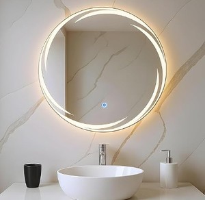 Espejo Decorativo Veneciano con Detalles de Vidrio Acabados a Mano y Elementos de Diseño Opulentos de Inspiración Barroca - Product Image 1