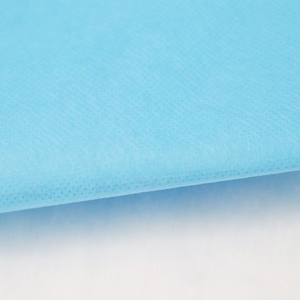 ม้วนผ้านอนวูฟเวน PP สปันบอนด์แบบ100% ผู้ผลิตผ้าใยสังเคราะห์สีสันสดใส - Product Image 5