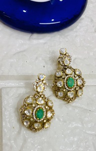 Pendientes de Plata 925 Chapados en Oro Vintage con Piedras Polki, Joyería de Boda para Mujer, Amaira Jewels Hechos a Mano - Product Image 1