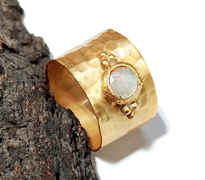 Bague Statement en Argent Sterling 925 Plaqué Or avec Pierre de Lune Arc-en-ciel Naturelle, Style Bohème, Sertissage Clos, Cadeau pour Hommes et Femmes - Product Image 3