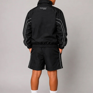Ensemble de survêtement coupe-vent pour enfants, veste à col montant entièrement zippée avec poignets élastiques et short, collection automne-hiver - Product Image 5